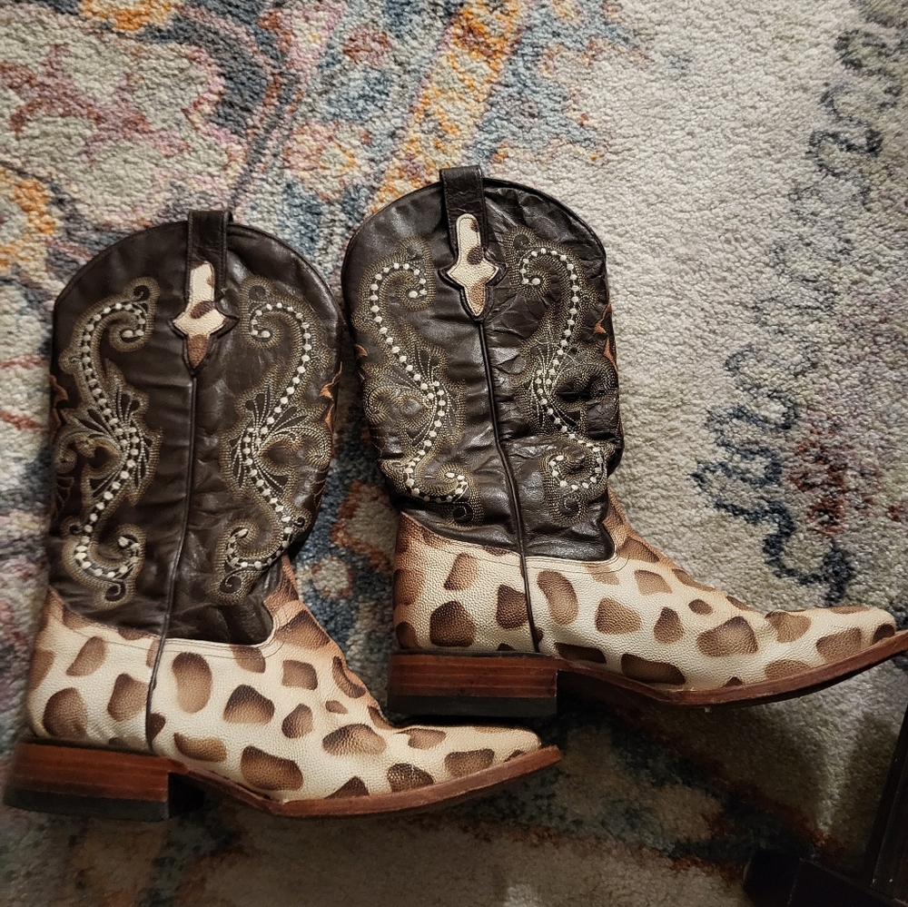 Ferrini Stingray women's western boot 9.5B Excellent Condition